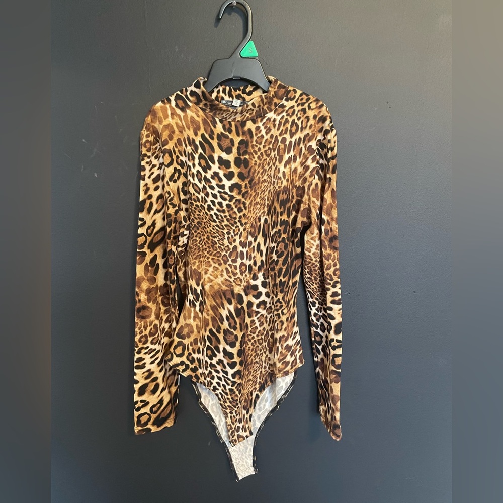 long sleeve turtleneck cheetah print bodysuit
